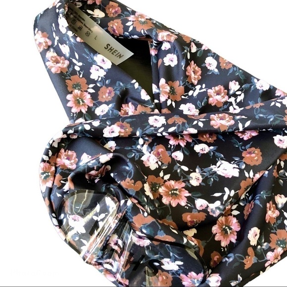 2 NEW Bikini Bottoms - Picture 9 of 11